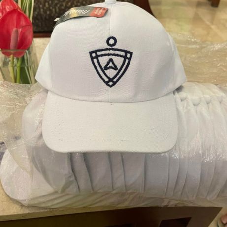 hat 2